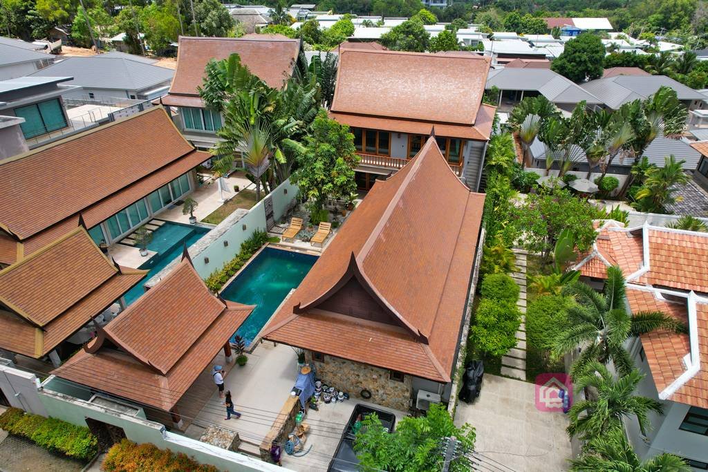 3-Bedroom Traditional Style Thai Pool Villa For Sale in Bangrak, Koh Samui
$15,…